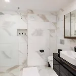 公寓 Taksim Square - - Sleeps 4 - Centre *