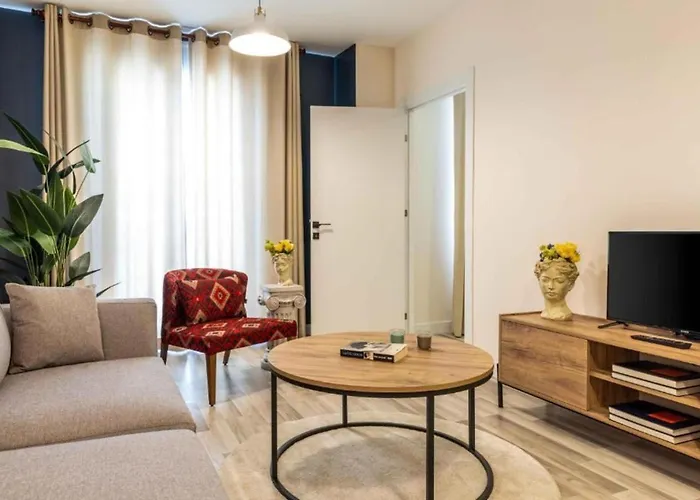 Taksim Square - - Sleeps 4 - Centre *